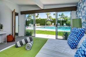4 bedrooms, desk, iron/ironing board, free WiFi - Fabulous Alexander home in the best neighborhood w/ pool, spa & mountain views (Palm Springs)
