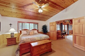 3 bedrooms, desk, free WiFi, bed sheets - Cabin on the golf course with fire pit, BBQ grill, and games (Pinetop)