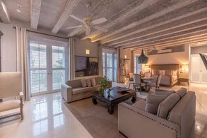 Living area - HOTEL NOI 1860: LUXURY HOUSE CARTAGENA DE INDIAS - King bed (Cartagena de Indias)