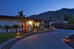 Exterior - Airy, dog-friendly home with private pool, spa, & firepit - close to town (Palm Springs)