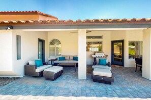 Terrace/patio - A stately luxury house with pool nestled in a serene neighborhood (Scottsdale)