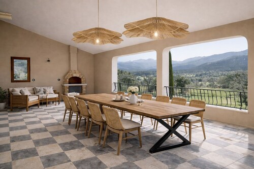 Typical Corsican house in the heart of nature