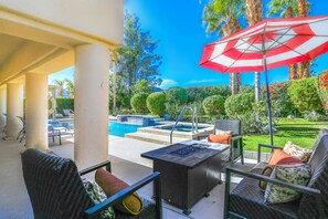 Pool - Desert oasis with gorgeous pool, attached spa & firepit - dog-friendly (Palm Desert)