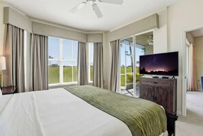 2 bedrooms, desk, iron/ironing board, WiFi - 1315 - First-Floor Accessible Villa - Golf Views (Naples)