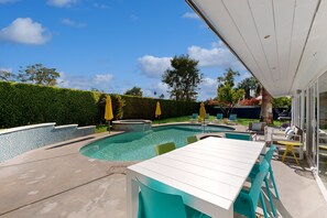 Beheizter Pool