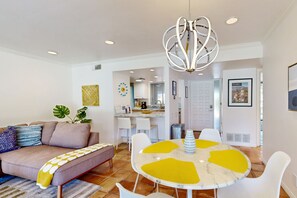 Interior - Dog Friendly Mid-Century Villa at The Coco Cabana with Pool, Spa & Tennis Courts (Palm Springs)