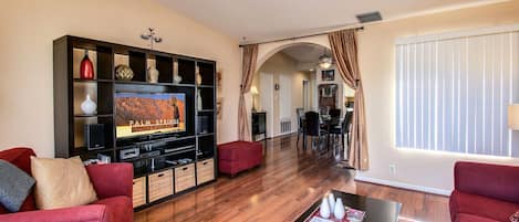 Smart TV, DVD player