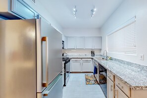 Fridge, microwave, oven, stovetop - 2-story home near downtown with outdoor pool, private patio, streaming, W/D, AC (Tempe)
