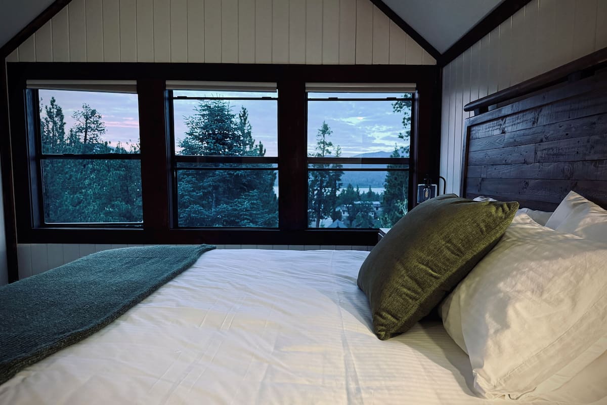 House, Partial Lake View | Blackout drapes, iron/ironing board, WiFi (free)