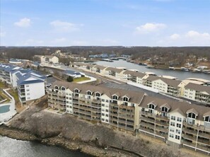 Exterior - | Ledges | 3B 2B  | Boat Dock  | SeasonalPool | (Osage Beach)