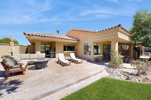 Terrace/patio - Lavish condo on 14th tee of Arnold Palmer course at PGA West (La Quinta)