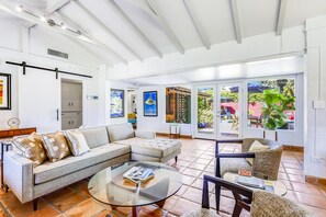 Interior - California Ranch Dog-Friendly Home W/ Lush Landscaping & Private Saltwater Pool (Palm Springs)