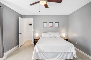 4 habitaciones, escritorio, tabla de planchar con plancha y wifi gratis