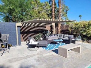 Terrace/patio - Mid-Century Jack LaLanne home with pool, spa & firepit (Palm Springs)