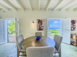 Dining - Moko Vista - Hilltop Ocean View Villa (East End)