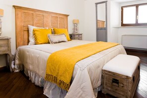 Unclassified image, 5 of 19, button - Vrbo Property (siena)