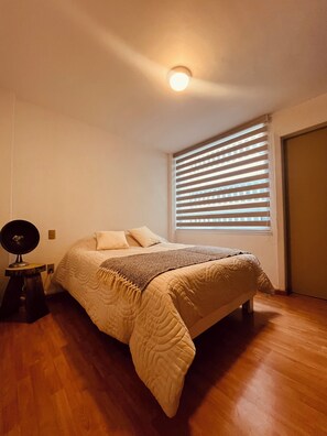 2 bedrooms, WiFi, bed sheets - Centrally located and walkable CDMX, everything within walking distance. (Ciudad de México)