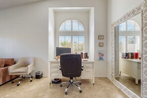 Interior - La Quinta Living: Relax by the Pool, Play Under the Sun, and Repeat the Fun. (La Quinta)