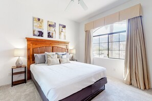 1 bedroom, iron/ironing board, free WiFi, bed sheets - 2nd-Floor Condo with Central AC, Shared Pool - #LIC-260042 (La Quinta)