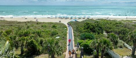 Sillas reclinables de playa, toallas de playa