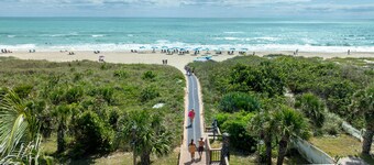 Westgate resort. Cocoa beach Deluxe Suite. On the Beach! 