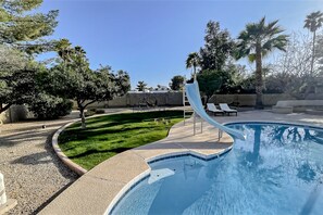 Pool - Designer desert oasis with private pool & outdoor kitchen - easy walk to dining (Scottsdale)