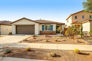 Exterior - Modern home near lake with private pool, fenced yard & W/D - dog-friendly (Indio)