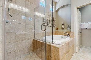 Shower, hair dryer, towels - Desert Vibes, Festival Nights, and Poolside Delights! Close to Coachella (Indio)