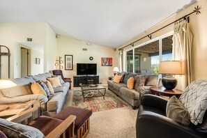Smart TV - Dog-friendly, Cave Creek home with covered patio, hot tub & mountain views (Cave Creek)