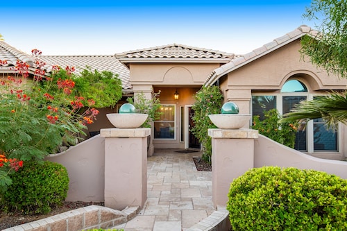 Fantastic home with private heated pool, grill, Ping-Pong & enclosed backyard