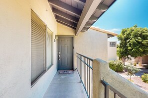 Property grounds - This charming retreat offers all the comforts of home and more (Scottsdale)