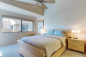 2 bedrooms, iron/ironing board, free WiFi, bed sheets - Dog-friendly condo w/ two shared outdoor pools, spas & tennis court (Palm Springs)