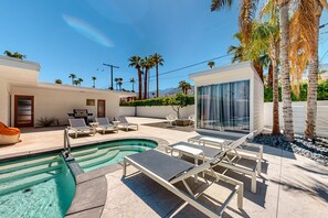 Pool - Classic, mid-century modern home w/ mtn views, private pool and spa - dogs OK (Palm Springs)