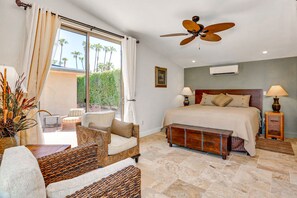 6 bedrooms, iron/ironing board, free WiFi, bed sheets - Spacious & luxurious dog-friendly home w/private pool spa & outdoor heated pool (Palm Springs)