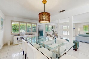 Dining - Modern, Dog-Friendly Home in a Quiet Neighborhood w/ Private Pool (Palm Springs)