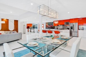 Dining - Mid-century modern estate with a pool, hot tub, gourmet kitchen, and fireplace (Palm Springs)