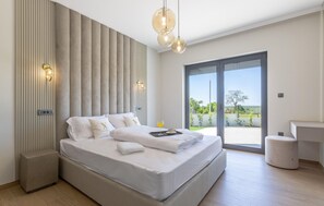4 bedrooms, free WiFi - Stunning home in Galilzana (Galilzana)