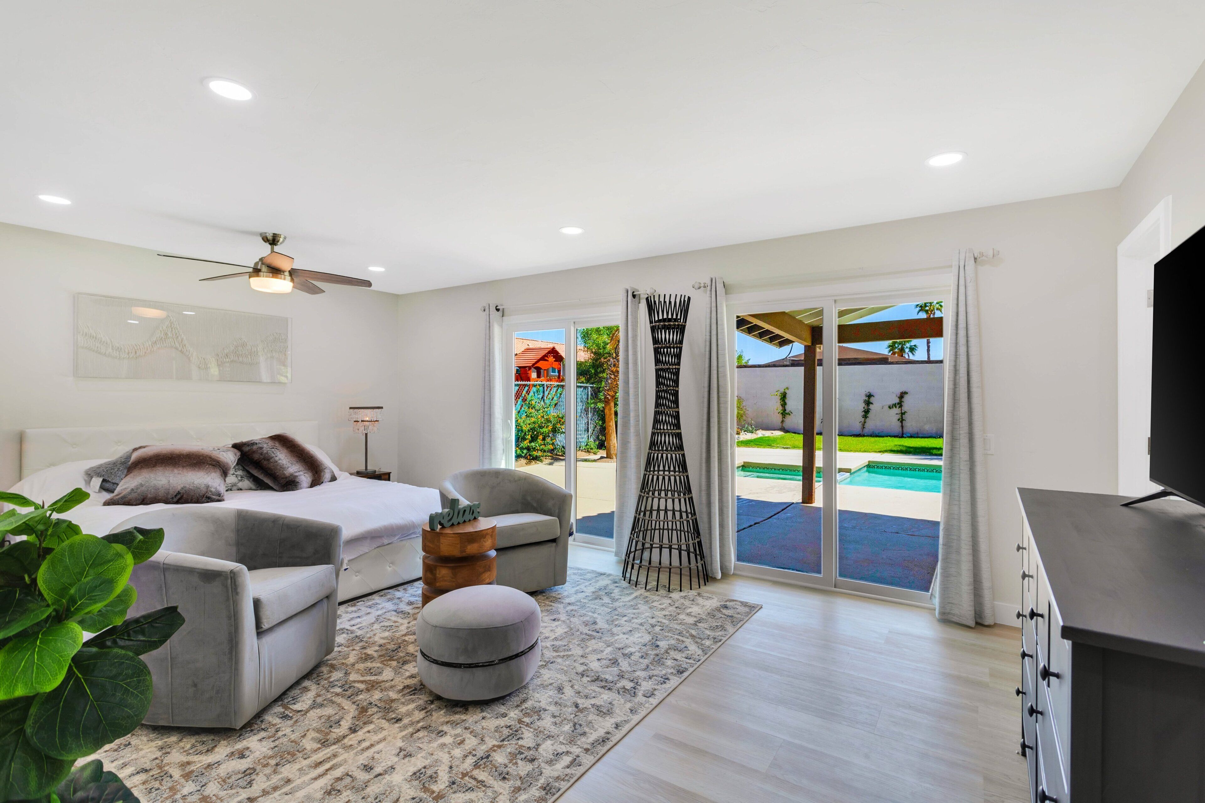 3 chambres, fer et planche à repasser, Wi-Fi gratuit, draps fournis