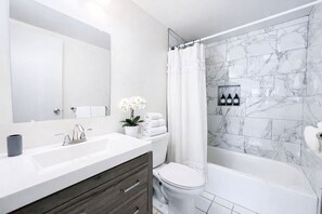 Nicht klassifiziertes Bild, 4 von 10, Schaltfläche