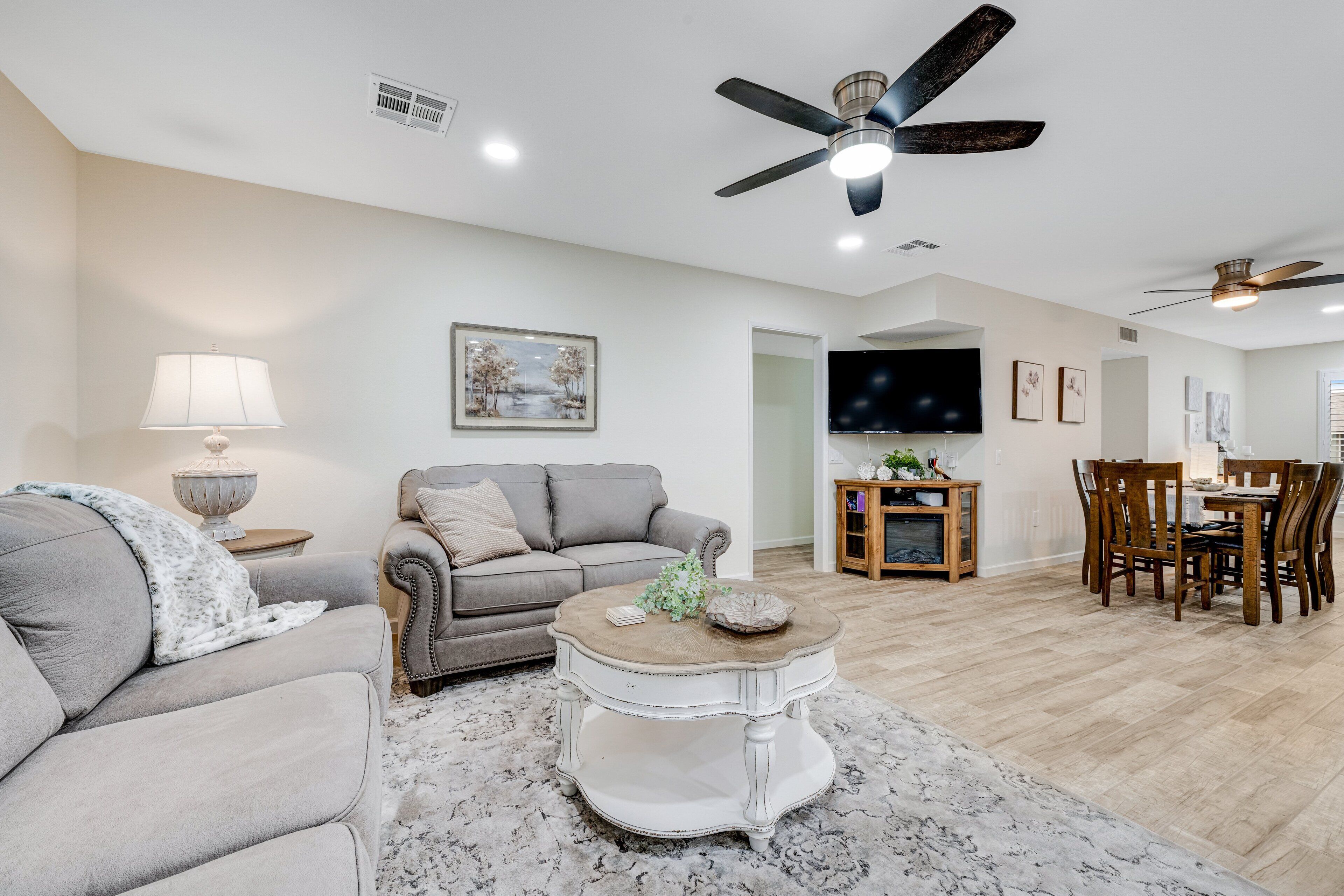 Ground-floor Home W/valley Views, Central A/c, Fast Wifi, & Private Washer/dryer - Sun City, AZ