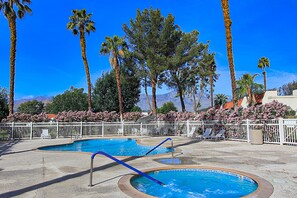 Pool - Comfortable, dog-friendly condo in a gated community w/ a shared pool (Rancho Mirage)