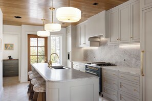 Nicht klassifiziertes Bild, 4 von 53, Schaltfläche