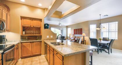 Dog-friendly condo close to hiking with outdoor pool, hot tub & fitness room