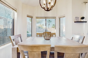 Dining - Inviting home with pool, hot tub, enclosed yard, fast WiFi, & W/D (Phoenix)