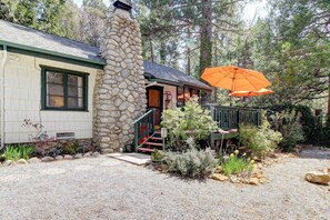 Exterior - Dog-friendly mountain retreat with private hot tub & well-appointed deck (Idyllwild)
