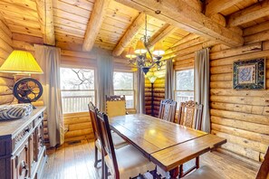 Dining - Secluded mtn-view cabin with deck,hot tub, grill, wood stove - dog-friendly (Idyllwild)