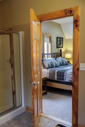 5 Schlafzimmer, Reisekinderbett, WLAN, Bettwäsche