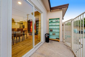 Terrace/patio - Groovy, dog-friendly ranch with pool, fenced yard, AC & W/D (Phoenix)