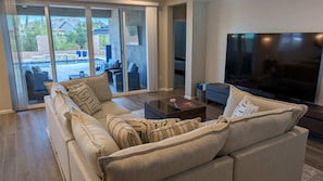 Smart TV - A perfect Arizona getaway in Dove Mountain w heated pool & gated community. (Marana)
