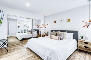 2 chambres, fer et planche à repasser, accès au Wi-Fi (inclus)